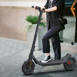 Versatile and friendly electric scooter